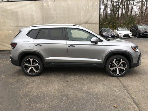 2025 Volkswagen Taos 1.5T SEL