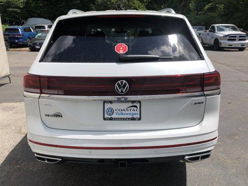 2025 Volkswagen Atlas 2.0T SEL Premium R-Line 4MOTION