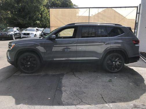 2026 Volkswagen Atlas 2.0T SE w/Technology 4MOTION