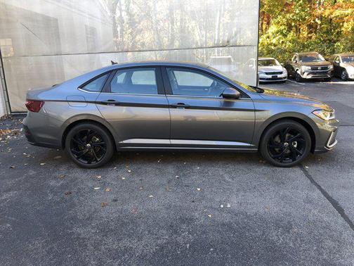 2026 Volkswagen Jetta 1.4T SE