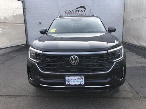 2025 Volkswagen Atlas 2.0T SEL Premium R-Line 4MOTION