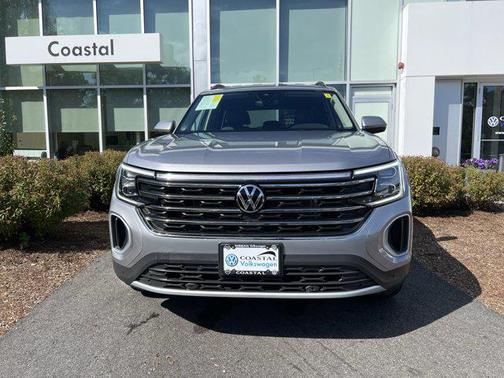 2025 Volkswagen Atlas 2.0T SE w/Technology 4MOTION