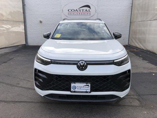 2026 Volkswagen Tiguan 2.0T SE R-Line Black 4MOTION