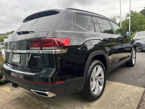2022 Volkswagen Atlas 3.6L SE w/Technology