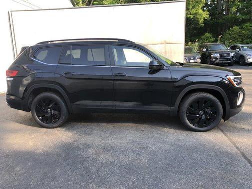 2025 Volkswagen Atlas 2.0T SE w/Technology 4MOTION
