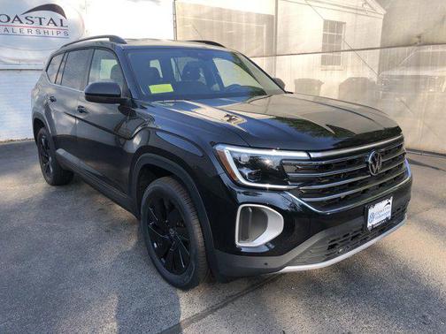 2025 Volkswagen Atlas 2.0T SE w/Technology 4MOTION