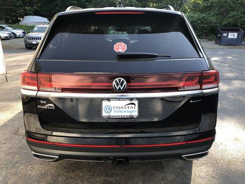 2025 Volkswagen Atlas 2.0T SE w/Technology 4MOTION