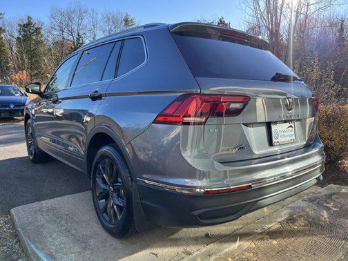 2024 Volkswagen Tiguan 2.0T SE 4MOTION