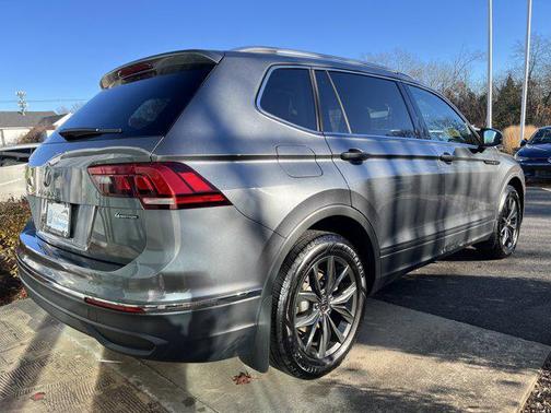 2024 Volkswagen Tiguan 2.0T SE 4MOTION