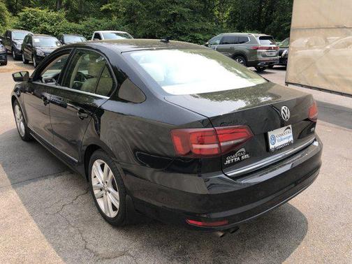 2017 Volkswagen Jetta 1.8T SEL