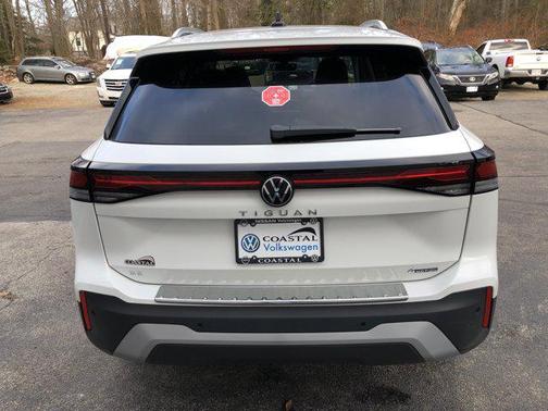 2026 Volkswagen Tiguan 2.0T SE 4MOTION