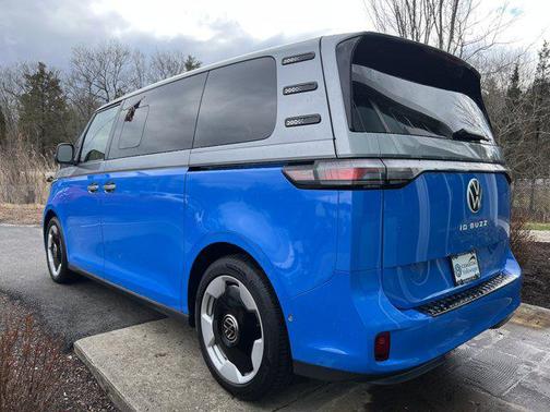 2025 Volkswagen ID. Buzz Pro S