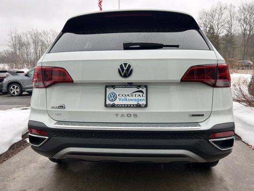 2023 Volkswagen Taos 1.5T SE