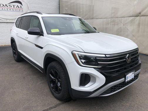 2025 Volkswagen Atlas 2.0T Peak Edition