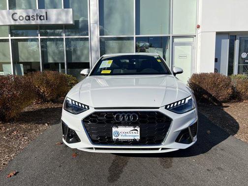 2023 Audi A4 45 S line Premium Plus