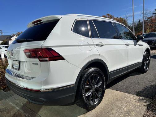 2022 Volkswagen Tiguan 2.0T SE 4MOTION