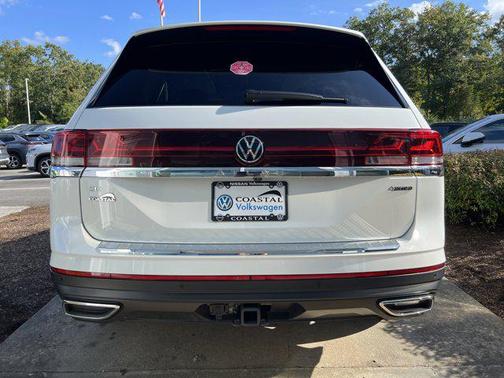 2025 Volkswagen Atlas 2.0T SE w/Technology 4MOTION