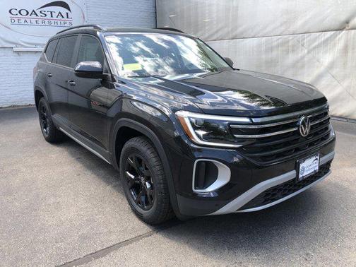 2025 Volkswagen Atlas 2.0T Peak Edition