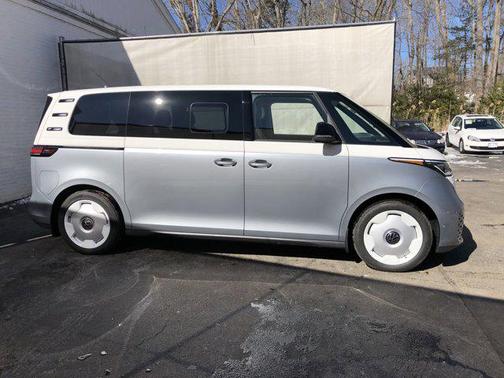 2025 Volkswagen ID. Buzz 1st Edition with 4MOTION