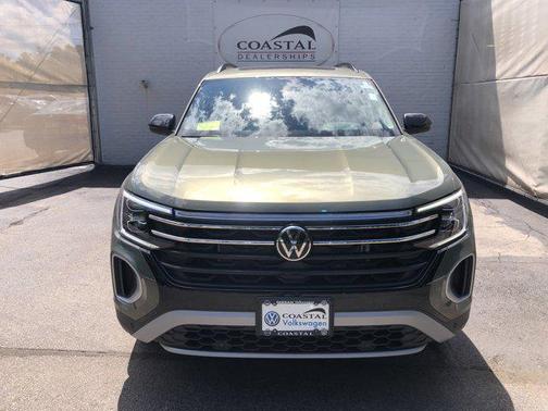 2025 Volkswagen Atlas 2.0T Peak Edition
