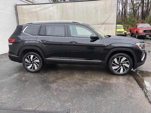 2025 Volkswagen Atlas 2.0T SEL