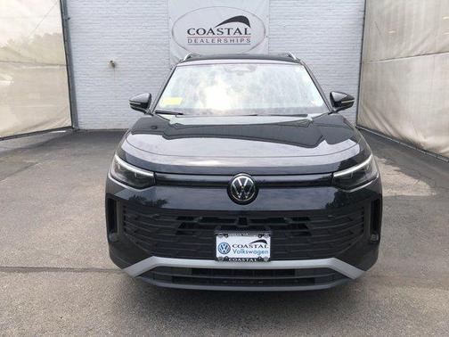 2025 Volkswagen Tiguan 2.0T SE 4MOTION