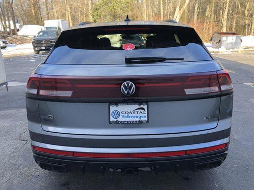 2025 Volkswagen Atlas Cross Sport 2.0T SEL