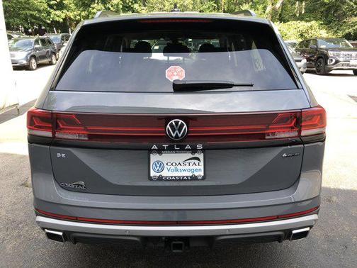2025 Volkswagen Atlas 2.0T Peak Edition