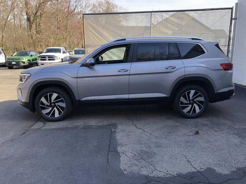 2025 Volkswagen Atlas 2.0T SEL