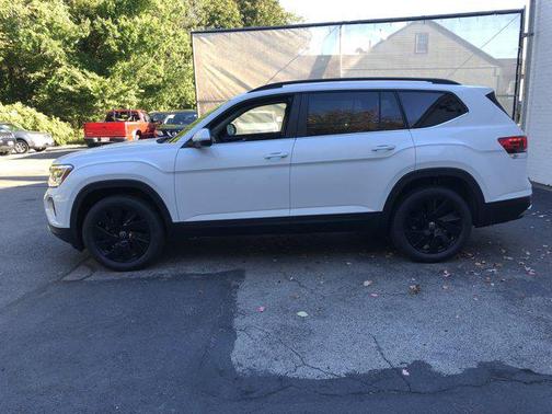 2026 Volkswagen Atlas 2.0T SE w/Technology 4MOTION