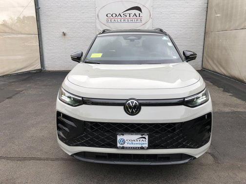 2025 Volkswagen Tiguan 2.0T SE R-Line Black 4MOTION