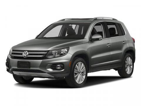 2018 Volkswagen Tiguan Limited 2.0T 4MOTION