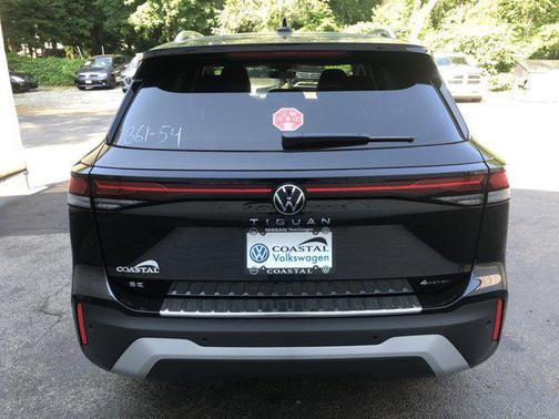 2025 Volkswagen Tiguan 2.0T SE 4MOTION