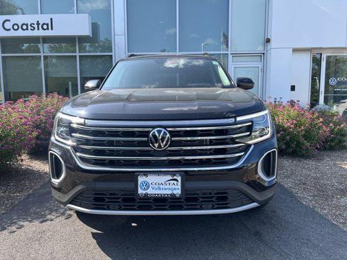 2025 Volkswagen Atlas 2.0T SE w/Technology 4MOTION