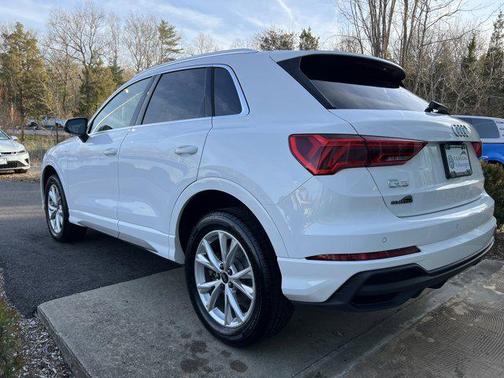 2023 Audi Q3 S line Premium