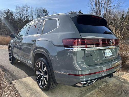 2025 Volkswagen Atlas 2.0T SEL Premium R-Line 4MOTION