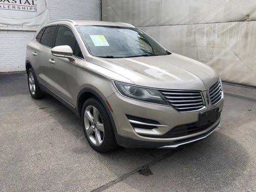 2015 Lincoln MKC Base