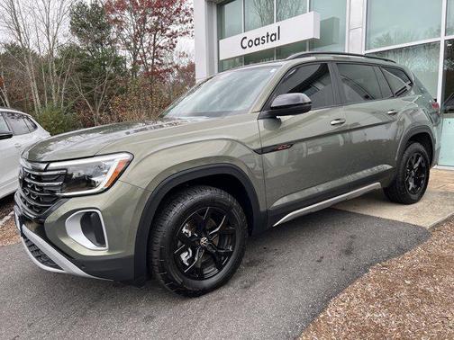 2025 Volkswagen Atlas 2.0T Peak Edition