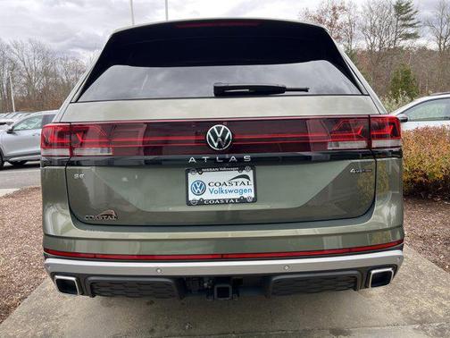 2025 Volkswagen Atlas 2.0T Peak Edition