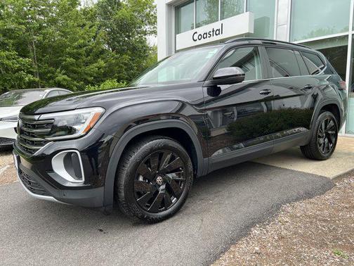 2024 Volkswagen Atlas 2.0T SE w/Technology 4MOTION