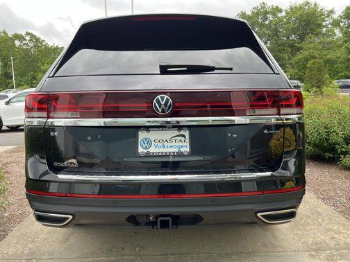 2024 Volkswagen Atlas 2.0T SE w/Technology 4MOTION