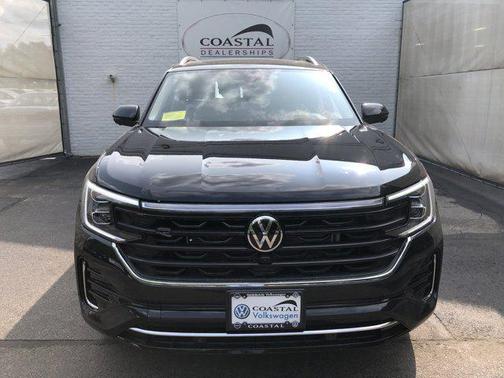 2025 Volkswagen Atlas 2.0T SEL Premium R-Line 4MOTION