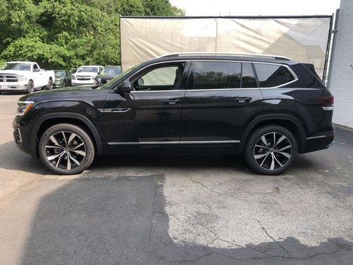 2025 Volkswagen Atlas 2.0T SEL Premium R-Line 4MOTION