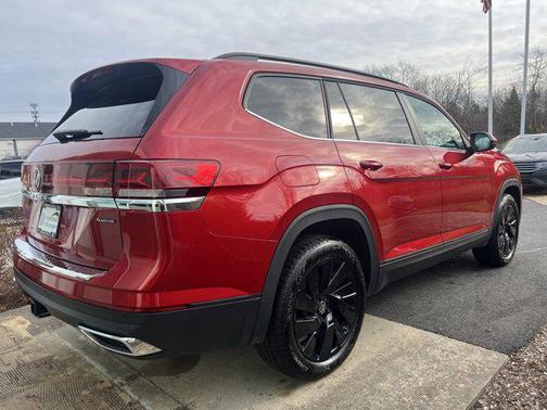 2025 Volkswagen Atlas 2.0T SE w/Technology 4MOTION