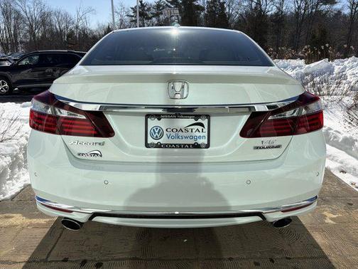 2017 Honda Accord Touring V6