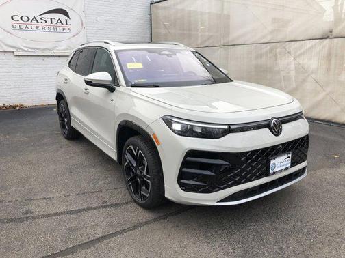 2026 Volkswagen Tiguan 2.0T SEL R-Line 4MOTION