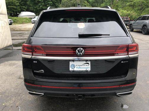 2025 Volkswagen Atlas 2.0T SE w/Technology 4MOTION