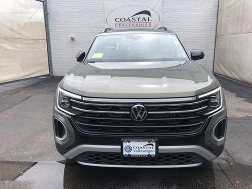 2025 Volkswagen Atlas 2.0T Peak Edition