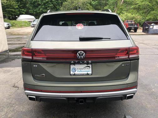 2025 Volkswagen Atlas 2.0T Peak Edition