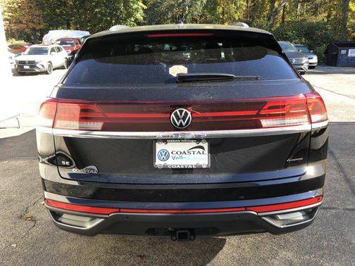 2026 Volkswagen Atlas Cross Sport 2.0T SE w/Technology 4MOTION